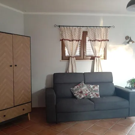 L'aura Monolocale Con Cucina 3*