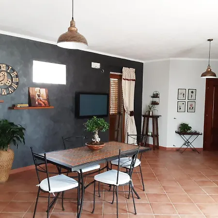 فندق مبيت وإفطار L'aura Monolocale Con Cucina 3*